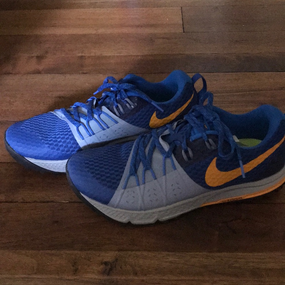 Men’s Nike shoes